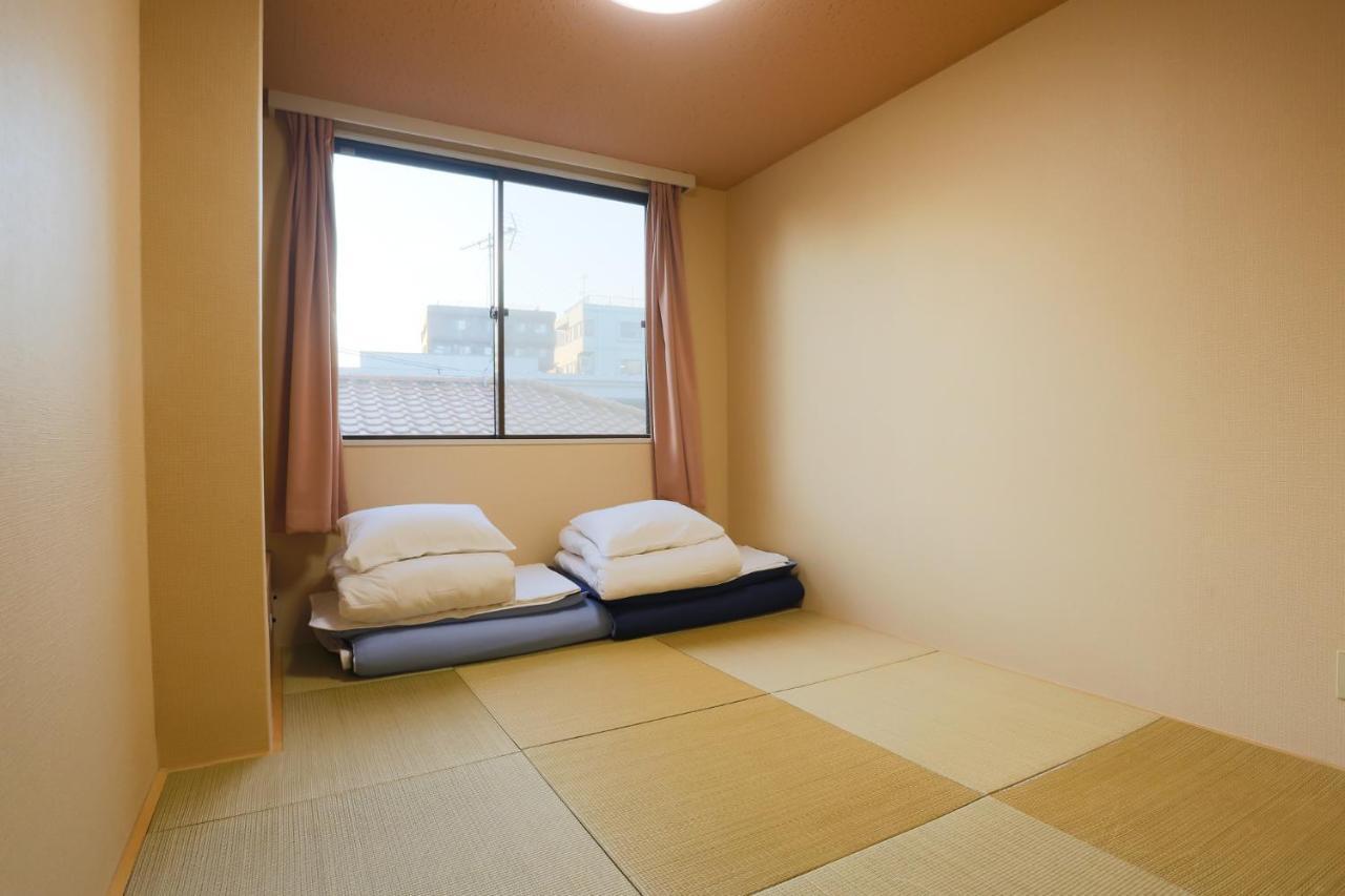 Hostel East Blue Kasai Tokyo Exterior photo